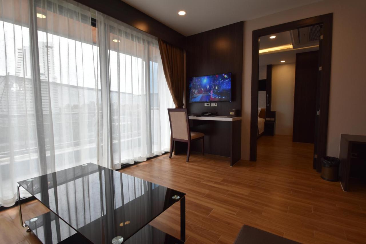 Golden Jomtien Beach Hotel Luaran gambar